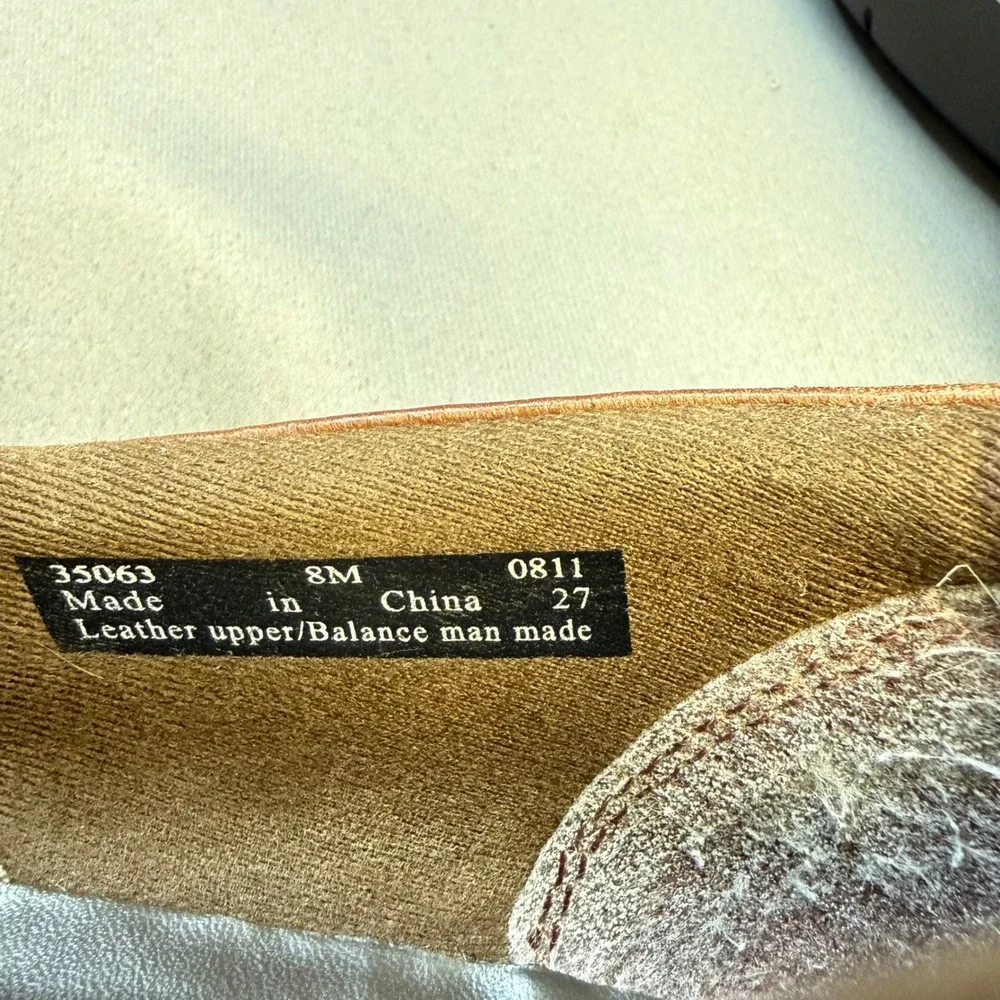Clarks Brown Leather Slip On Loafers Button Detail Contrast Stitch 35063 Mens 8M